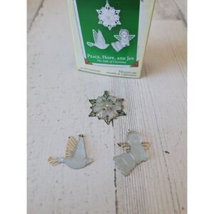 Hallmark 2005 peace, hope, and joy mini ornament Xmas
